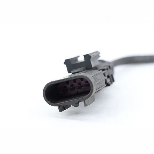 | عمده بازار آنلاین تعداد بالا <p style="text-align: center">سنسور اکسیژن کیا دلفی سوکت فابریک به صورت استوک بوده و از لحاظ سلامت کاملا تست شده و برای خودرو های کیا مناسب است.</p> سنسور اکسيژن کیا دلفی سوکت فابريک استوک