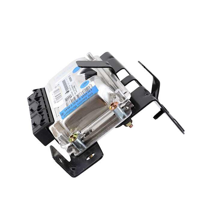 | عمده بازار آنلاین تعداد بالا <p style="text-align: center"><strong>کامپیوتر دنا توربو بوش ME7.4.9 نو و اورجینال بوده در کارتون ایساکو و برای خودروهای دنا سمند سورن مناسب است. </strong></p> کامپیوتر دنا توربو بوش ME7 4 9