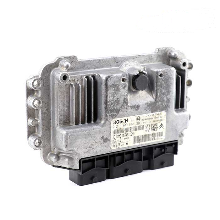 | عمده بازار آنلاین تعداد بالا <p style="text-align: center"><strong>کامپیوتر ECU پژو 207 بوش ME 745 به صورت استوک بوده و از لحاظ سلامت کاملا تست شده و برای خودرو های 207مناسب است.</strong></p> کامپیوتر ECU پژو 207 بوش ME 745