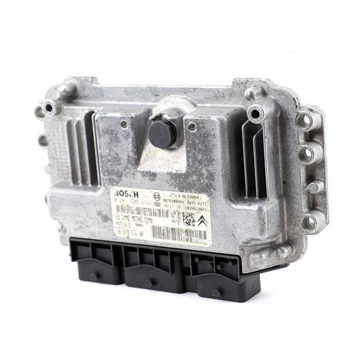 | عمده بازار آنلاین تعداد بالا <p style="text-align: center"><strong>کامپیوتر ECU پژو 207 بوش ME 745 به صورت استوک بوده و از لحاظ سلامت کاملا تست شده و برای خودرو های 207مناسب است.</strong></p> کامپیوتر ECU پژو 207 بوش ME 745