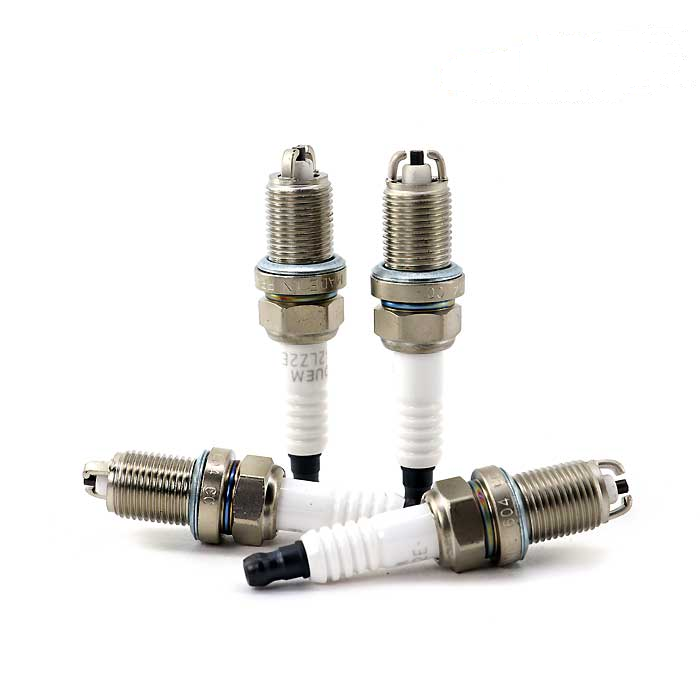 | عمده بازار آنلاین تعداد بالا <p style="text-align: center"><strong>شمع دو پلاتین اکیوم Eyquem سایپا و ایرانخودرو به صورت نو و اورجینال بوده و مناسب است برای خودرو های پراید، 405، پارس، پیکان، آردی، سمند، 206، 207.</strong></p>
<p>توجه داشته باشید که محصول موردنظر کاملا اورجینال بوده و در صورت مقایسه قیمت با دیگر فروشگاه ها، حتما از اورجینال بودن کالا اطمینان حاصل کنید.</p> شمع دو پلاتین اکیوم Eyquem سایپا و ایرانخودرو