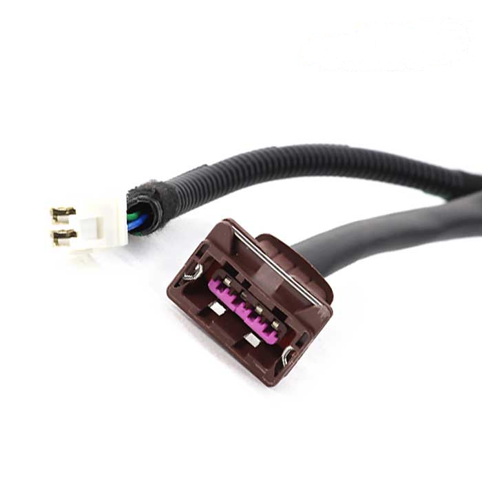 | عمده بازار آنلاین تعداد بالا <p>محصول دسته سیم فن سمند کدفنی K9600015380 کاملاً نو و اورجینال است. در صورت مقایسه قیمت با سایر فروشگاهها، حتماً از اصل بودن کالا اطمینان حاصل کنید.</p> دسته سیم فن سمند شماره سریال V K9600015380