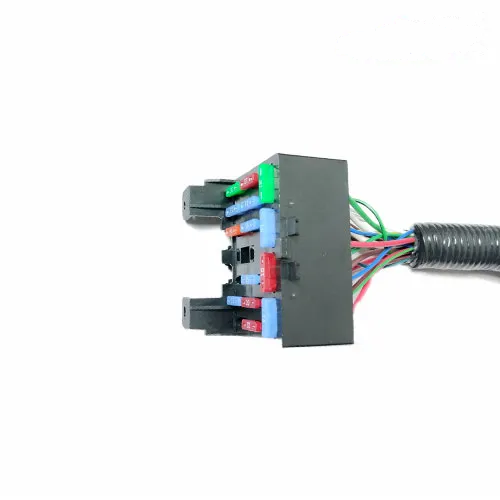 | عمده بازار آنلاین تعداد بالا <p>نکته مهم: محصول دسته سیم موتور پراید بدون ایمو M13 IC-67010 – دناکو کاملاً نو و اورجینال است. در صورت مقایسه قیمت با سایر فروشگاهها، حتماً از اصل بودن کالا اطمینان حاصل کنید، زیرا محصولات تقلبی با قیمتهای پایینتر ممکن است عرضه شوند که کیفیت و عملکرد اصلی را ندارند.</p> دسته سیم موتور پراید بدون ایمو