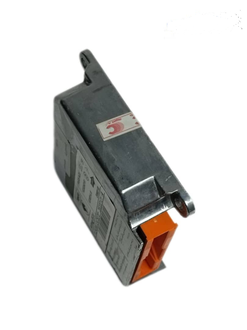 | عمده بازار آنلاین تعداد بالا <p style="text-align: center"><strong>یونیت ایربگ پژو پارس قاب فلزی کروز به صورت نو و اورجینال بوده و مناسب است برای خودرو های پارس.</strong></p>
<p>توجه داشته باشید که محصول موردنظر کاملا اورجینال بوده و در صورت مقایسه قیمت با دیگر فروشگاه ها، حتما از اورجینال بودن کالا اطمینان حاصل کنید.</p> یونیت ایربگ پژو 405 قاب فلزی