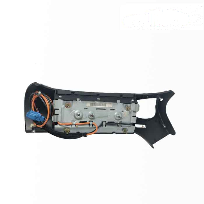 | عمده بازار آنلاین تعداد بالا <p style="text-align: center"><strong>کیسه هوا و ایربگ داشبورد (سرنشین) 206 دوسوکت به صورت نو و اورجینال بوده وبرای خودرو های 80 تا 91 مناسب است .</strong></p>
<p style="text-align: center">توجه داشته باشید که محصول موردنظر کاملا اورجینال بوده و در صورت مقایسه قیمت با دیگر فروشگاه ها، حتما از اورجینال بودن کالا اطمینان حاصل کنید.</p> ایربگ سرنشین پژو 206 فرانسه دو سوکت